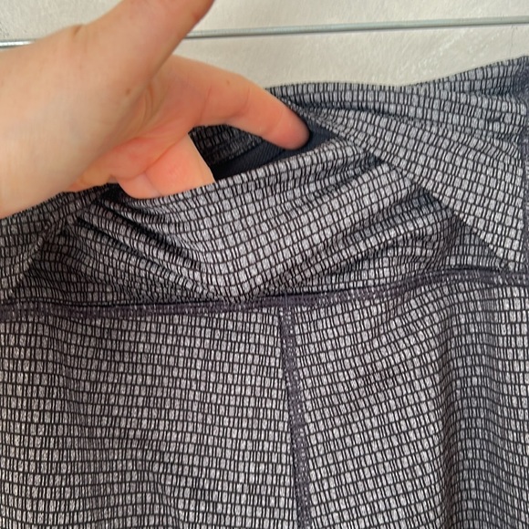 Helly Hansen leggings size small grey black patterned full length back pocket - Picture 5 of 8